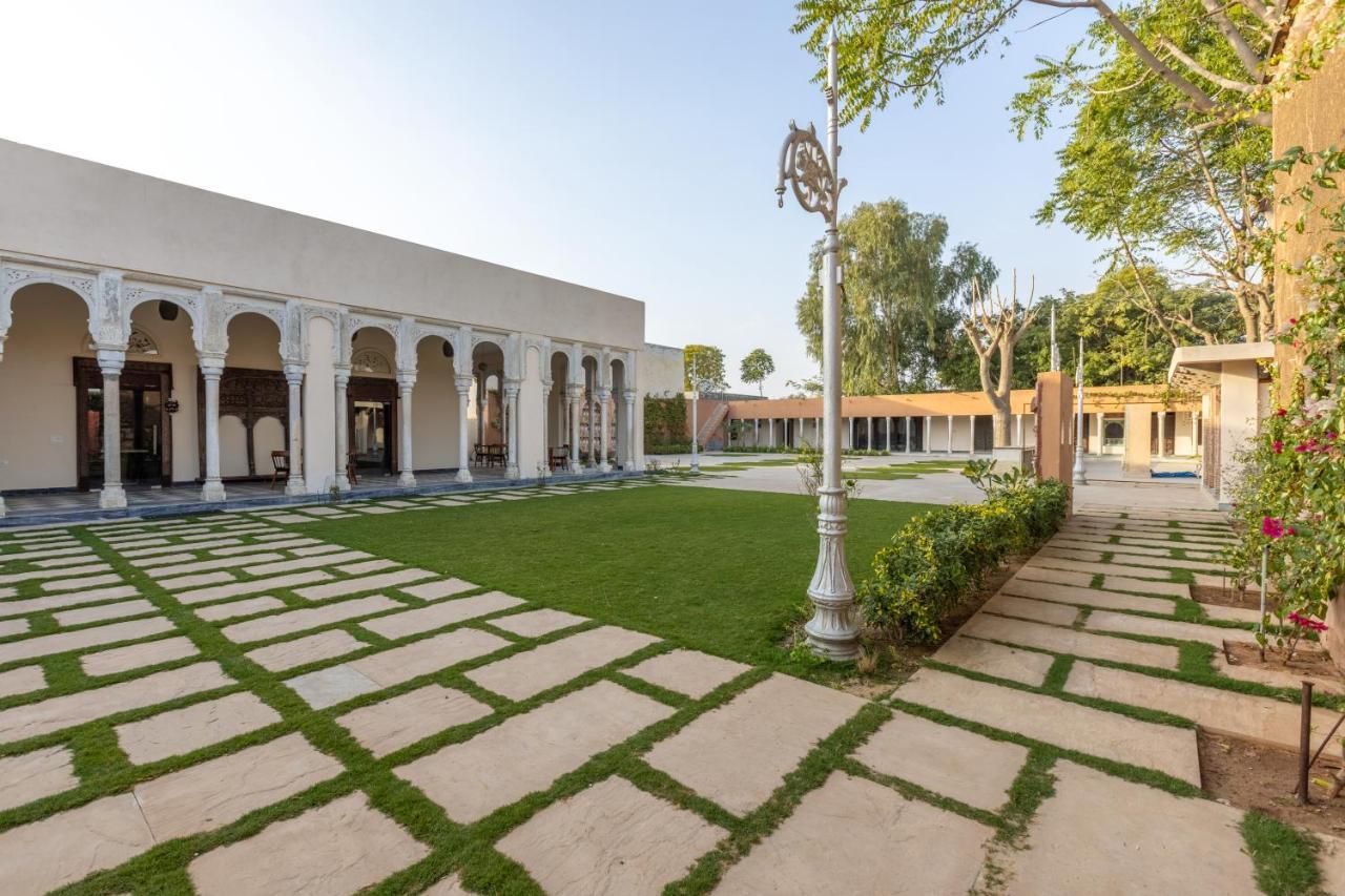 Vivaana Culture Hotel Mandāwa Eksteriør billede